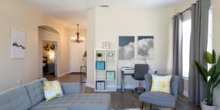 660 N STACIE Court Gallery 10