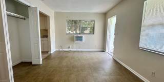 1973 NE 4th Street Gallery 1