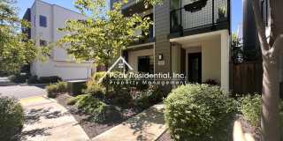 Elevated Luxury Living in This Updated 3BD/3.5BA Downtown Home with Private Rooftop Gallery 1