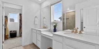 Spacious & Bright, Multi-Level 3BR 3BA in Commerce City w/ Private Yard! Gallery 25