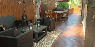 19 Champlain Street Gallery 12