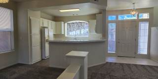 Beautiful South Reno Home in Gated Community Gallery 13