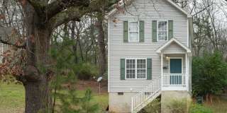 3 Bedroom 2 1/2 Bathroom Home- Close to Downtown Clayton- Available August 1st! Gallery 1