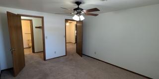 Willow Creek Apartments Gallery 2