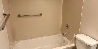 6700 ROOSEVELT APTS. Gallery 48