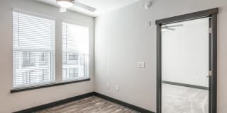 Vintage Gateway Apartments Gallery 24