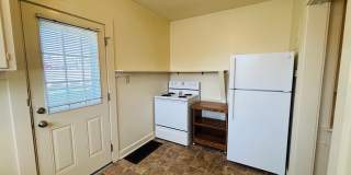 2 Bedroom 1 Bath Duplex Gallery 8