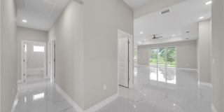 543 McArthur Boulevard Gallery 9