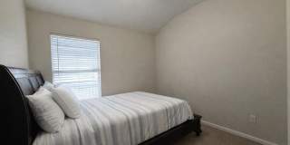 4182 VICTORIA LAKES Drive W Gallery 16