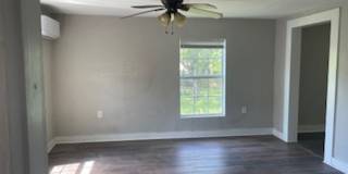 2 Bed/2 Bath Garage Apartment 2 Bed/2 Bath Garage Apartment Gallery 9