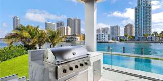 503 Palm Dr Gallery 12