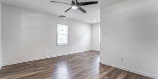 405 W Brooks Gallery 14