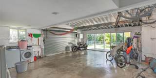 501 NE 51st St Gallery 25