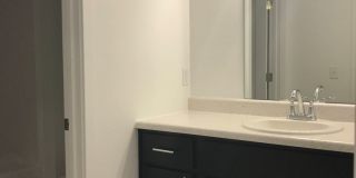 Executive Rental - 4 Bedroom 2.5 Baths Gallery 28