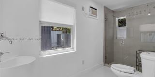 3470 Sheridan Ave Gallery 28