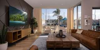 WAYFARER APARTMENTS + MARINA Gallery 1