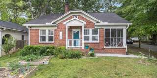 3 Bedroom 2 Bath Brick Bungalow Gallery 1