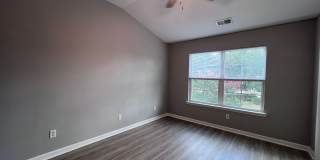 2 bedroom 2.5 bath townhome in Spring Lakes Gallery 10