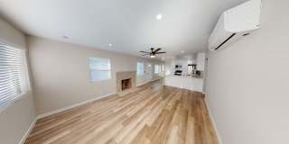 Renovated! 4BD/2BA on La Dorna Gallery 2