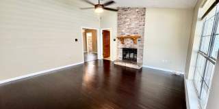 Prime Baton Rouge Location! 3BR Garden Home Across from Perkins Rowe Prime Baton Rouge Location! 3BR Garden Home Across from Perkins Rowe Gallery 3