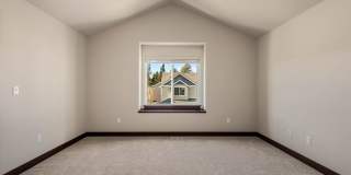 Modern Bothell Home in Kingsbury Community Gallery 13