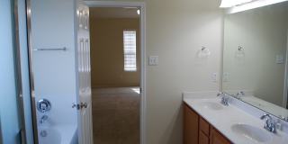 Large 4 BR Clear Creek Area-Convenient to Shopping and Fort Hood! Gallery 18