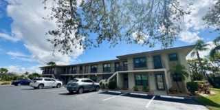 2 bedroom 2 bathroom Annual Rental in Davis Court Gallery 3