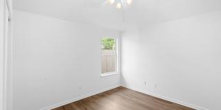 3 Bed, 2 Bath Home with Community Pool in Georgetown Gallery 22