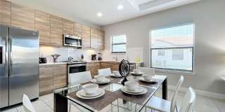 185 BROOKES PLACE Gallery 5