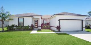 Home in Poinciana, FL now available! Gallery 1