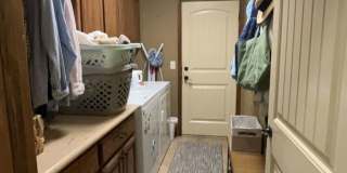 4 Bedroom Home in Edmond Gallery 13