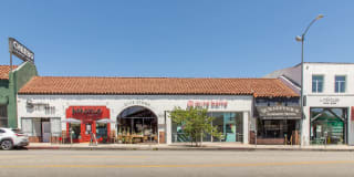 The Vantage Gallery 44