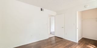 Affordable Housing - Golden Oaks Gallery 23