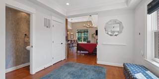 50 N BENTZ Street Gallery 17