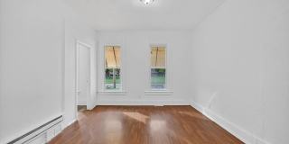 Spacious Toledo Home with Large Yard Gallery 11