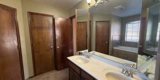 18509 Chestnut Oak Drive Gallery 22