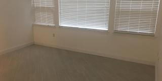 8390 MONTGOMERY RUN Road Gallery 23