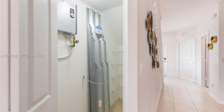 20814 NE 5th Ct Gallery 35