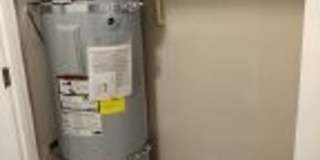 2960 Willamette St. Gallery 182