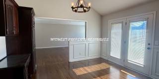 Ranch in Lee's Summit For Lease - Crisp, Clean and New! Gallery 6