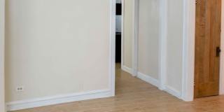 4547-57 N Leavitt Gallery 17