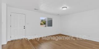 12008 Golden Gate Avenue Northeast Gallery 5