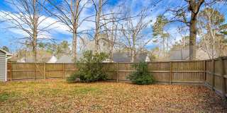 **$500 Off First Months Rent** Charming 3 Bedroom 2 bathroom ready for you to call home! Gallery 41