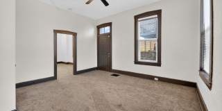 Charming 2BR Townhome in Saint Louis Gallery 4