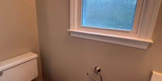 1547 Londonderry ~ Royal Hills Gallery 14