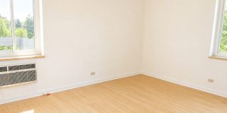 Move In Special! $500 off 1st month's rent! 2 Bedroom 1 Bath Condo With Tons of Character and Amenities! Gallery 7