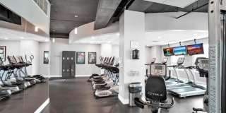 923 Peachtree Street NE Gallery 44
