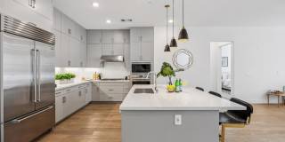 Luxury Single-Level Corner Residence with Wolf Kitchen & Private Garage Luxury Single-Level Corner Residence with Wolf Kitchen & Private Garage Gallery 5
