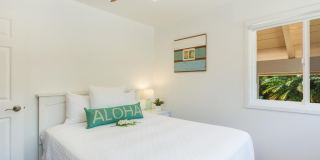 Large Tropical Modern Home w/Pool, Ocean / Koko Head Views, & A/C.  Mahina Kai Gallery 14