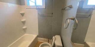 484 E Columbus Street Gallery 9